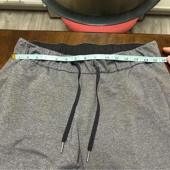 Lululemon On The Fly Pant Full Length 31” Size 8 Heathered Black - Picture 15 of 15